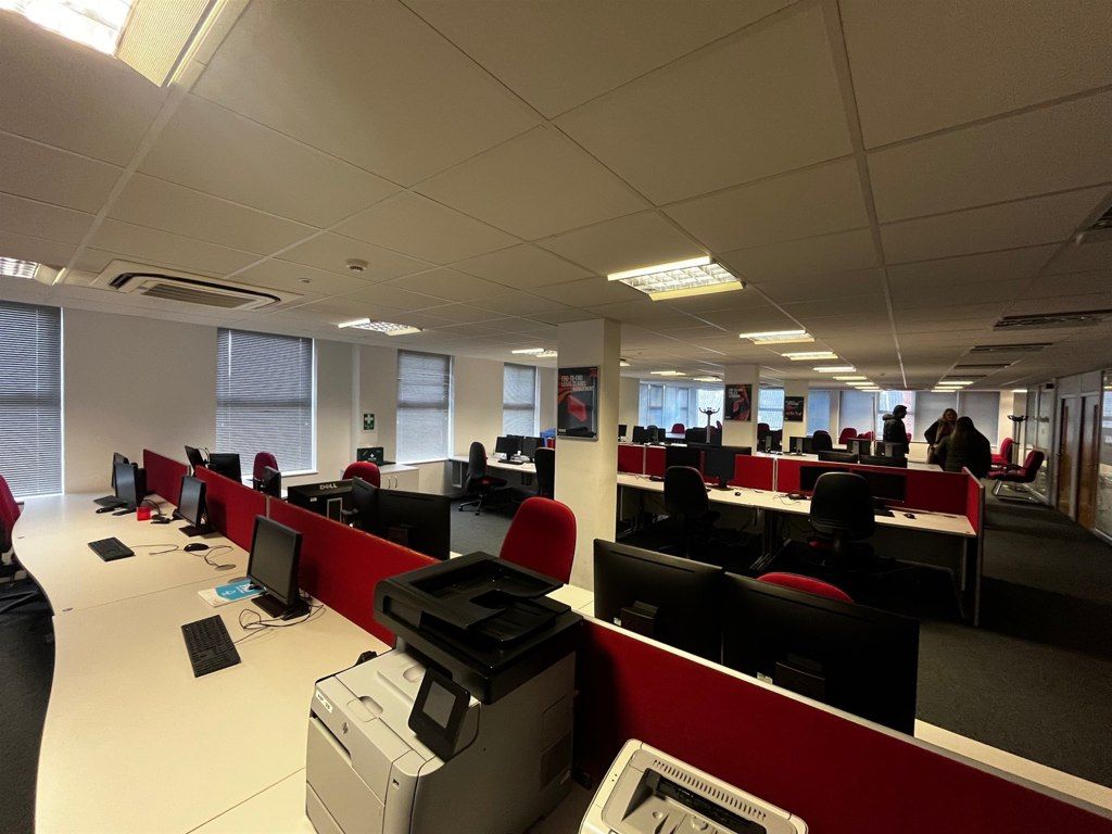 Property photo 2 of 7 Photo 2