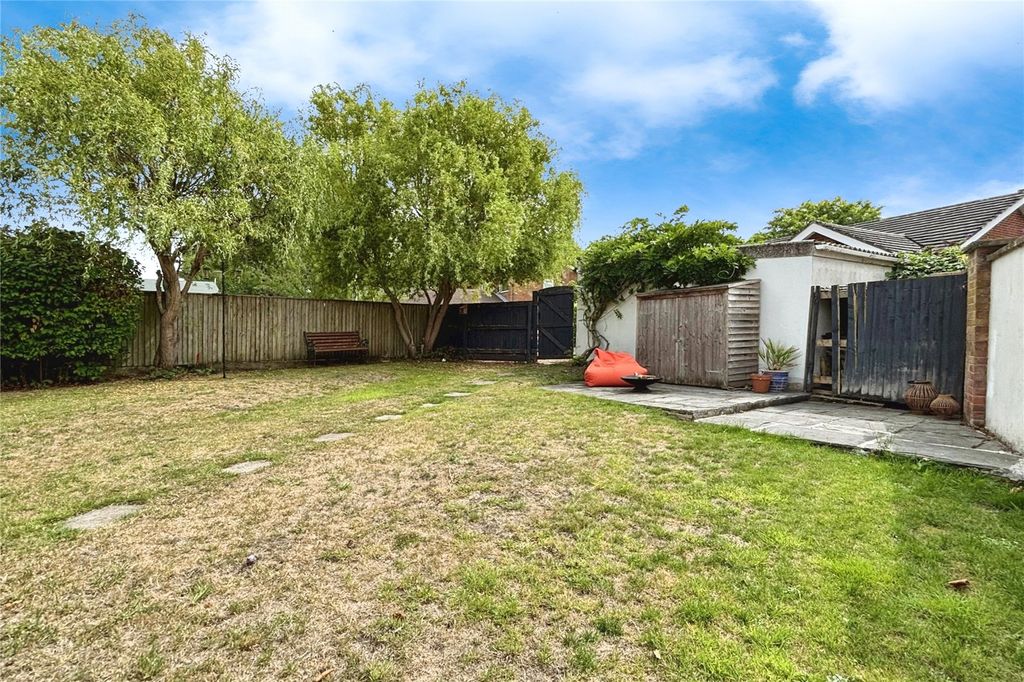Property photo 3 of 36 Picture No. 32
