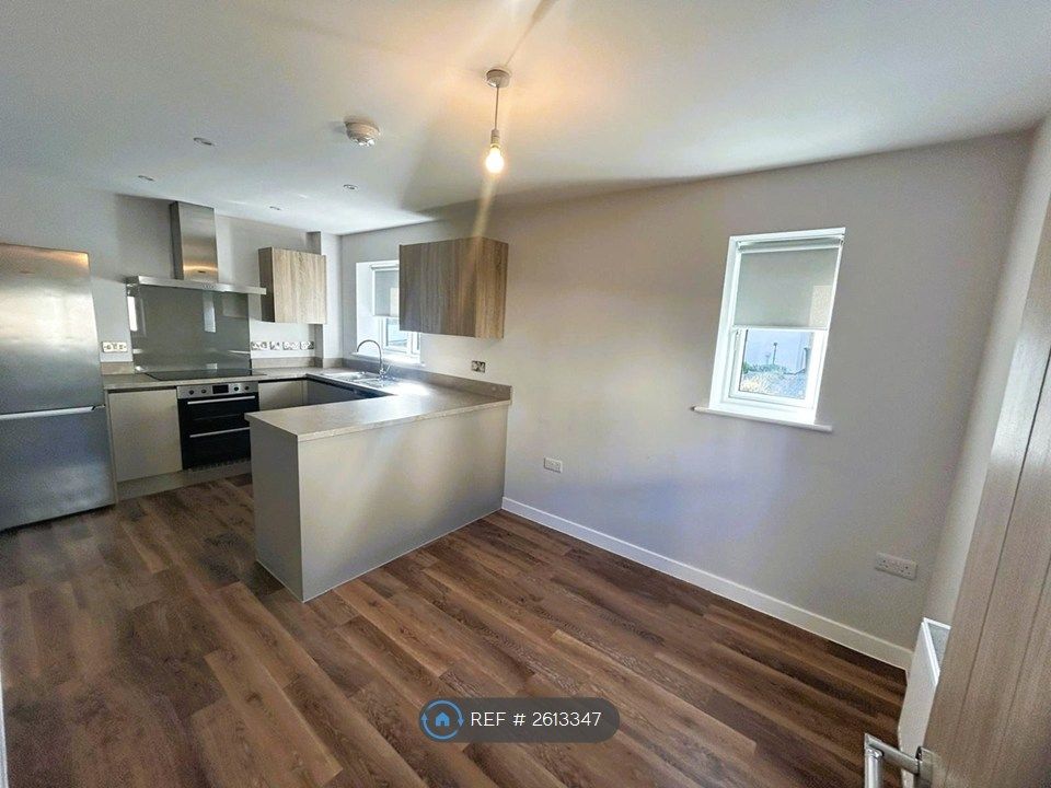 Property photo 2 of 9
