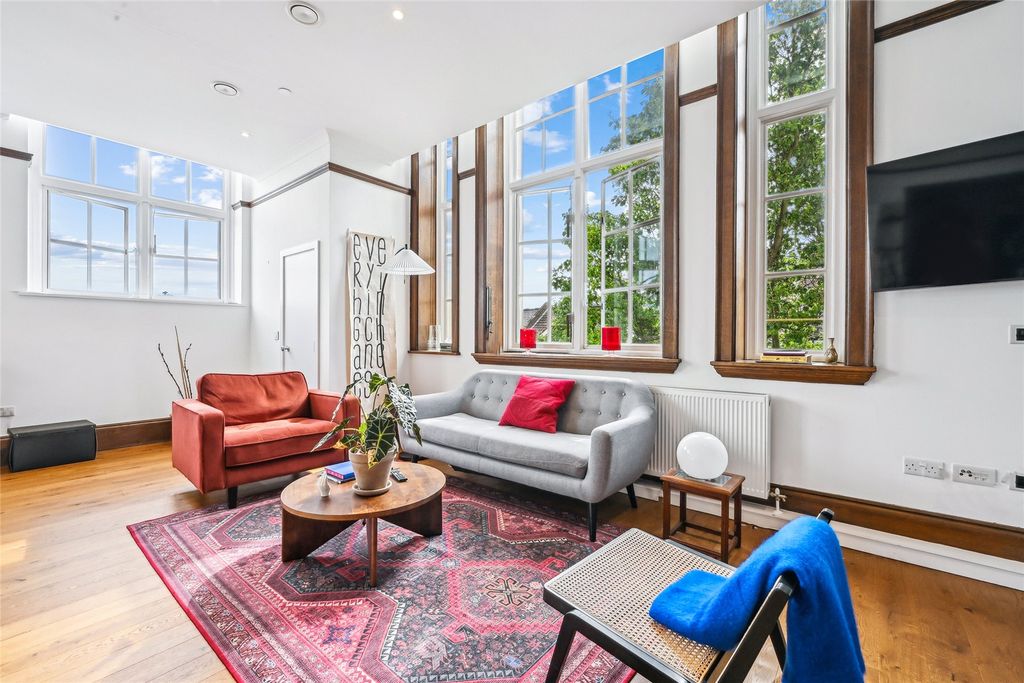 Property photo 1 of 10 Reception Room