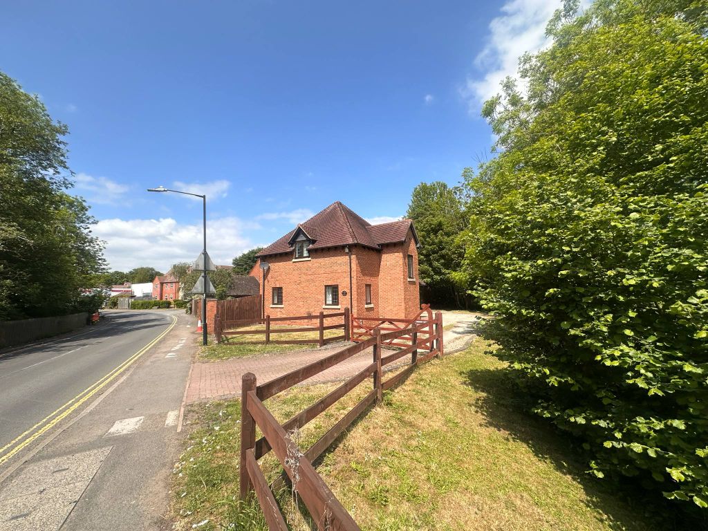 Property photo 3 of 21