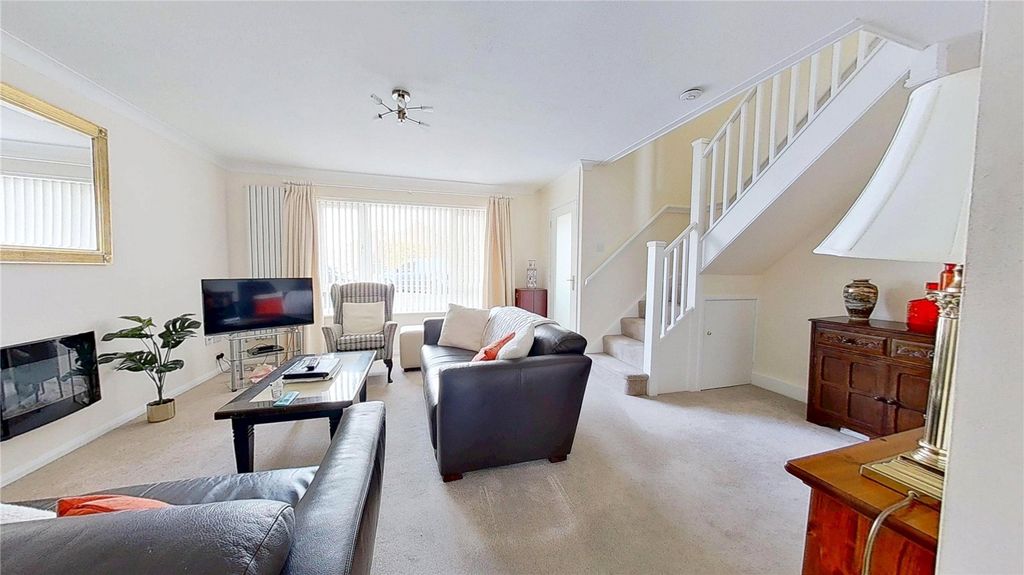 Property photo 2 of 14 Picture No. 04