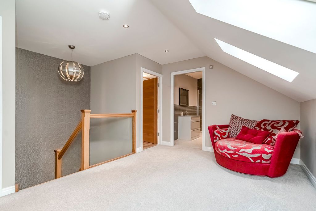 Additional image 29 of 6 bed detached house for saleFarington Lodge Gardens, Farington PR25