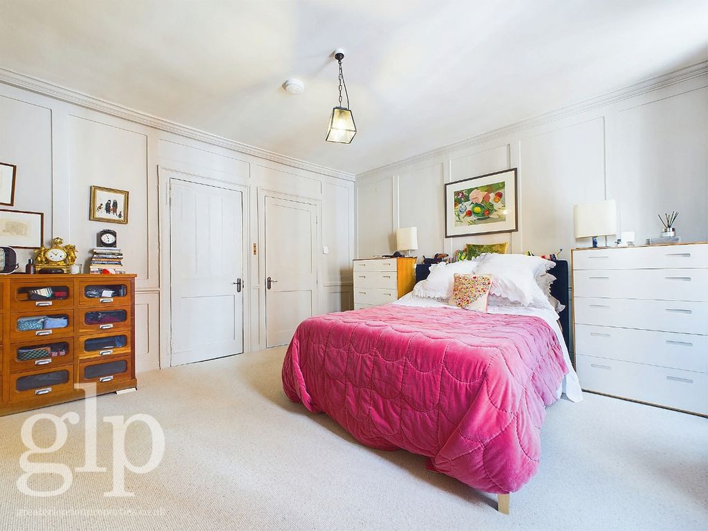 Property photo 3 of 28 3652315