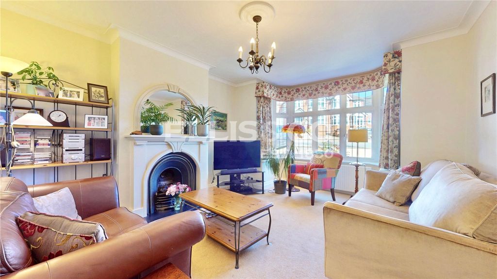 Property photo 3 of 22 Picture No. 19