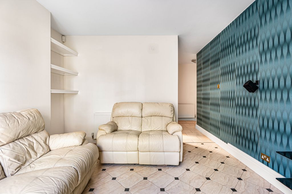 Additional image 10 of 5 bed detached house for saleMymms Drive, Brookmans Park AL9