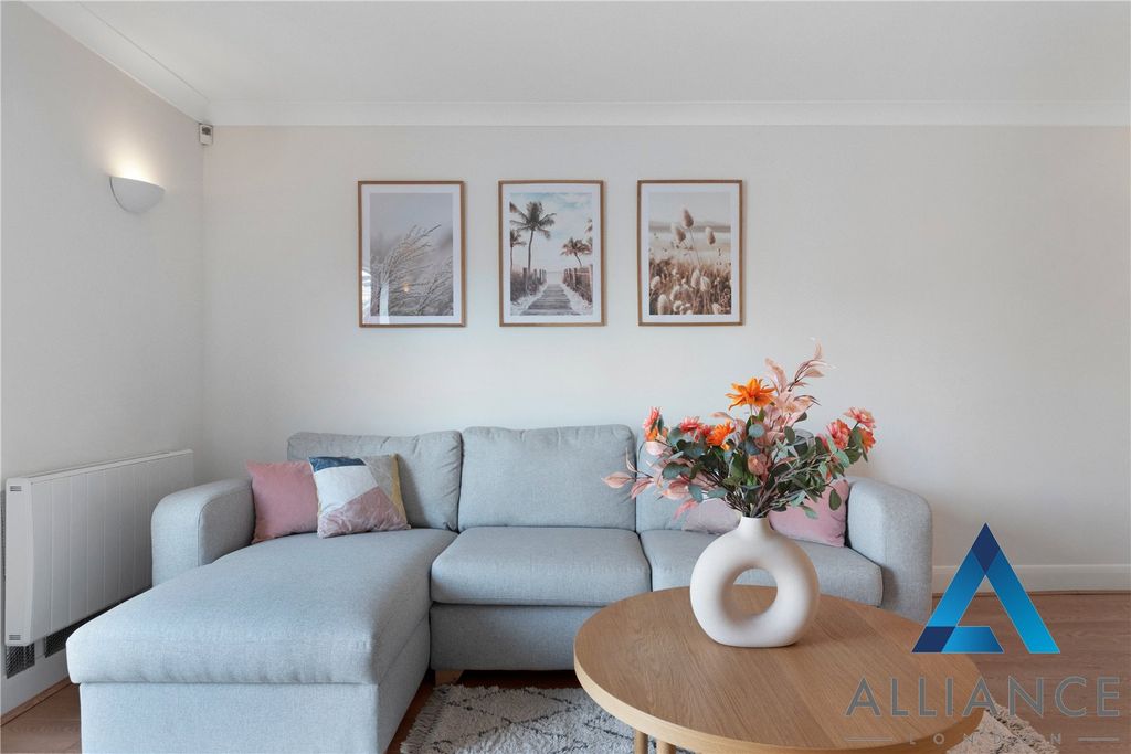 Property photo 3 of 36 Picture No. 03