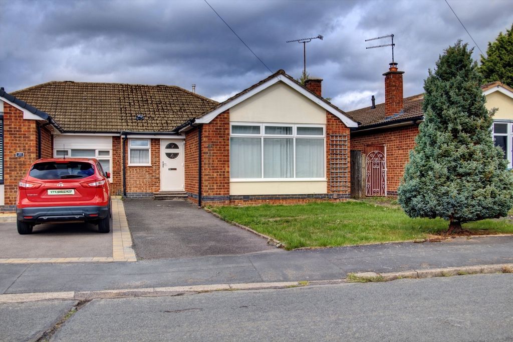 Property photo 1 of 12 Woodcote Avenue - Matt Clinton Ewemove Kenilworth