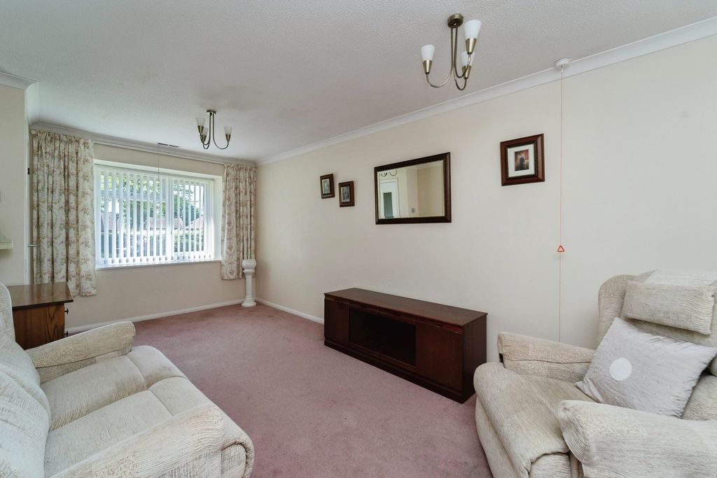 Property photo 3 of 15