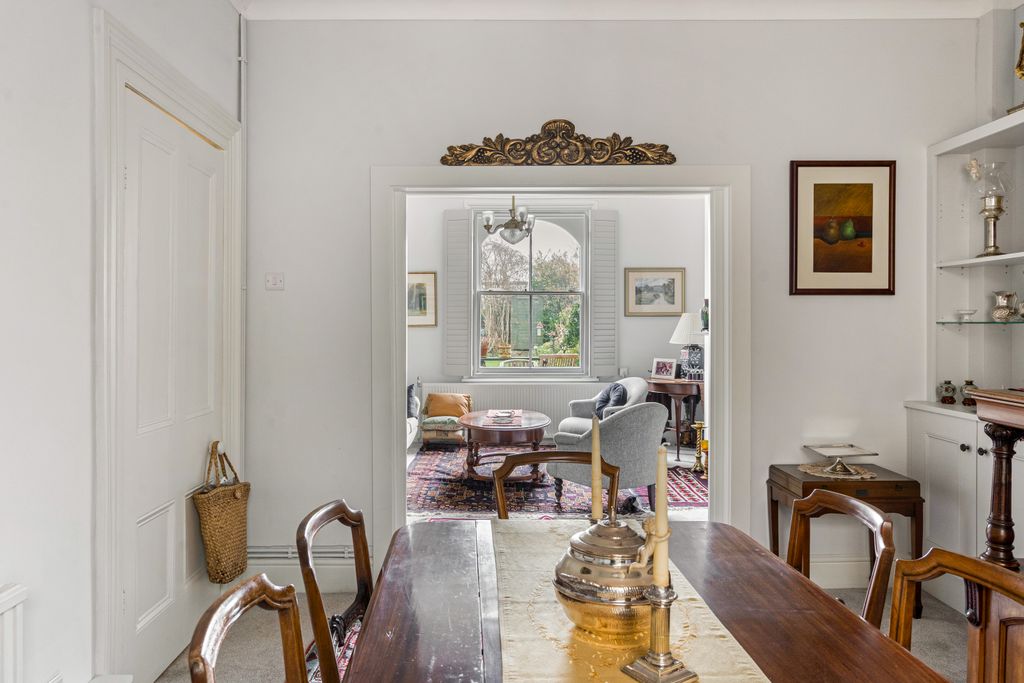 Property photo 3 of 16 Sitting/Dining Room