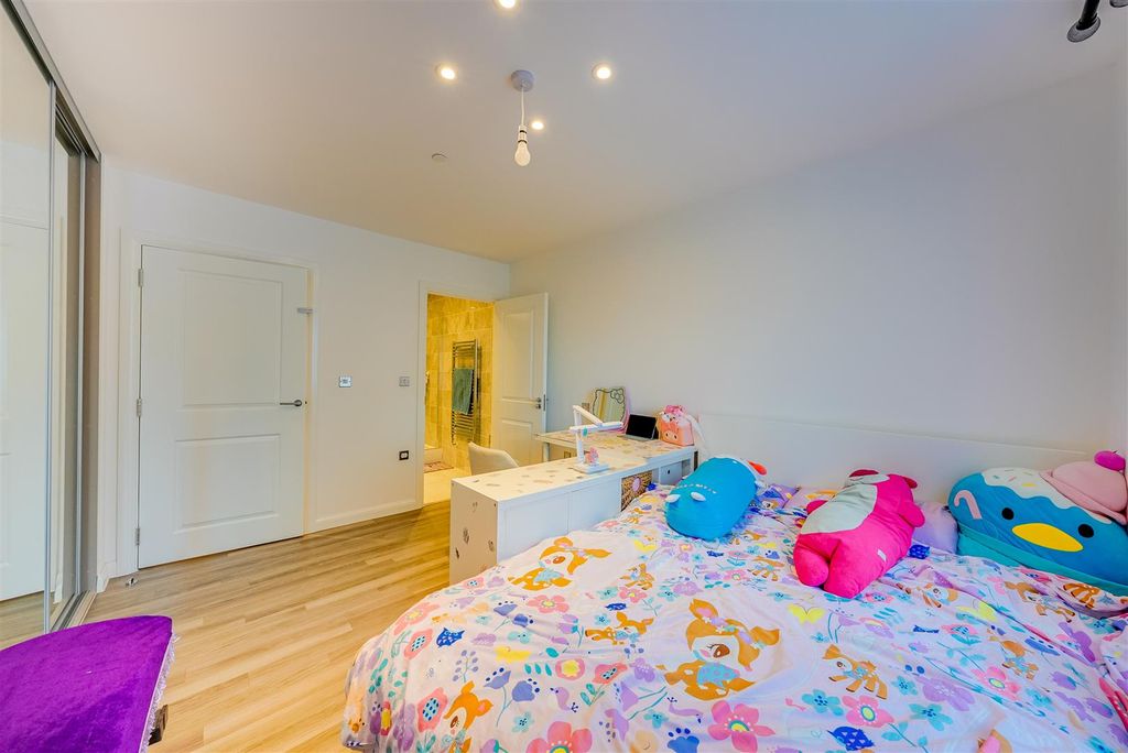 Additional image 5 of 2 bed flat for saleTruman Way, Dartford DA1