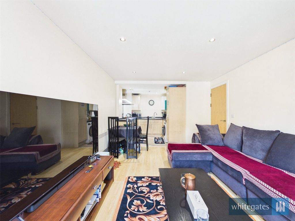 Property photo 2 of 12 Picture No. 05
