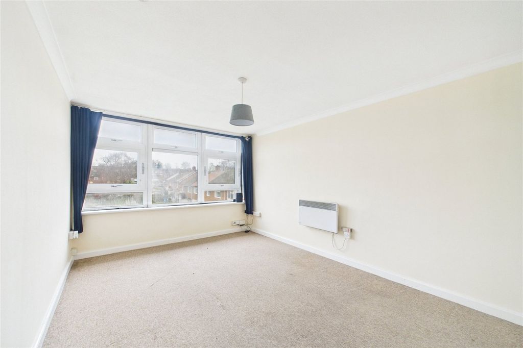 Property photo 3 of 5 Picture No. 05