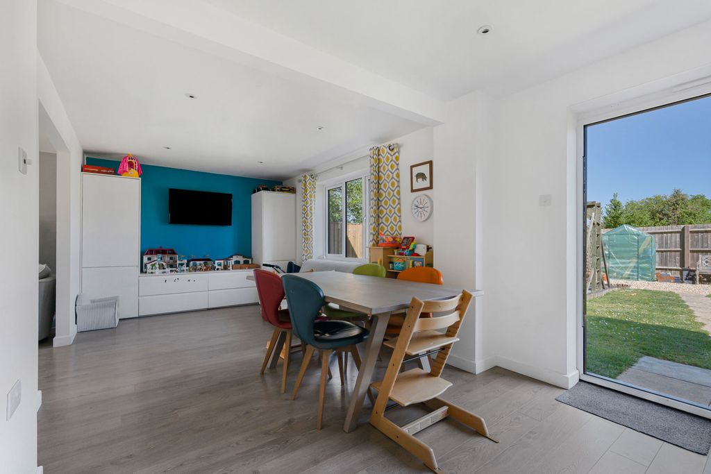 Property photo 2 of 19 Dining