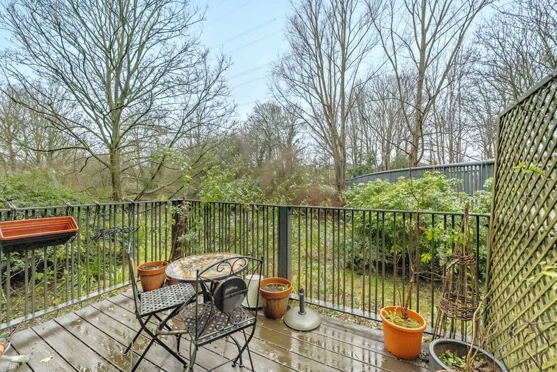 Property photo 2 of 24 Photo 8