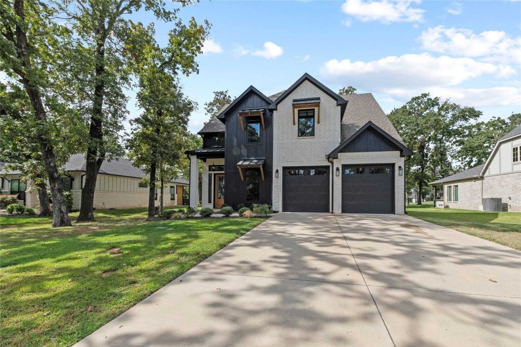 Property photo 1 of 31