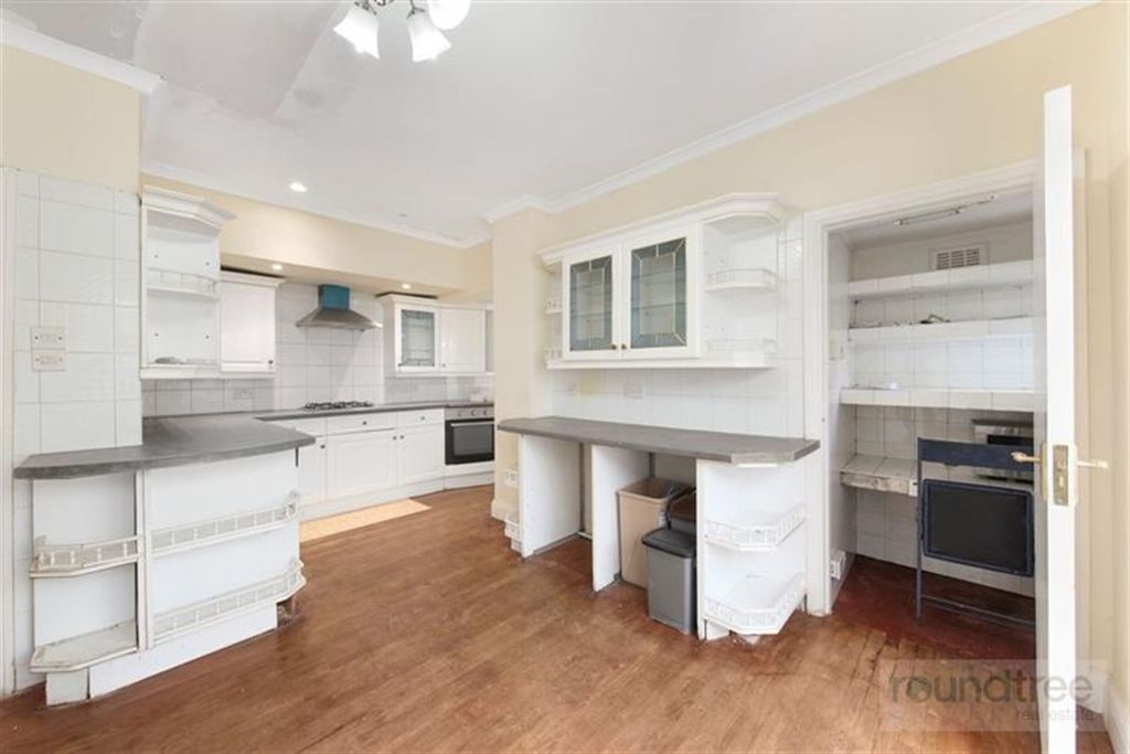 Property photo 1 of 16 (Main)