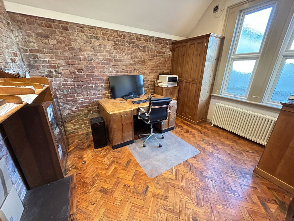 Additional image 11 of 4 bed detached house for saleQueens Road, Llandudno Junction LL31