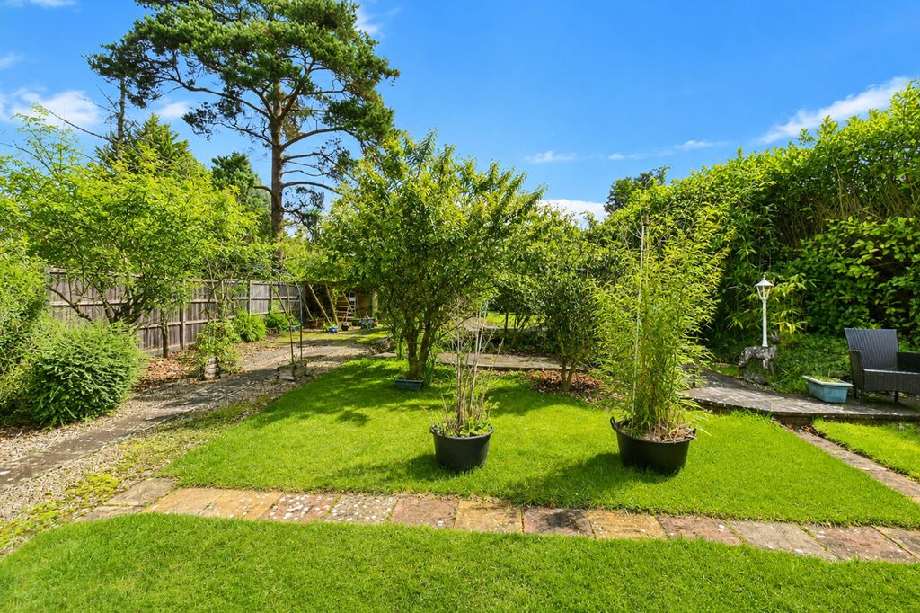 Property photo 3 of 18 Picture No. 52