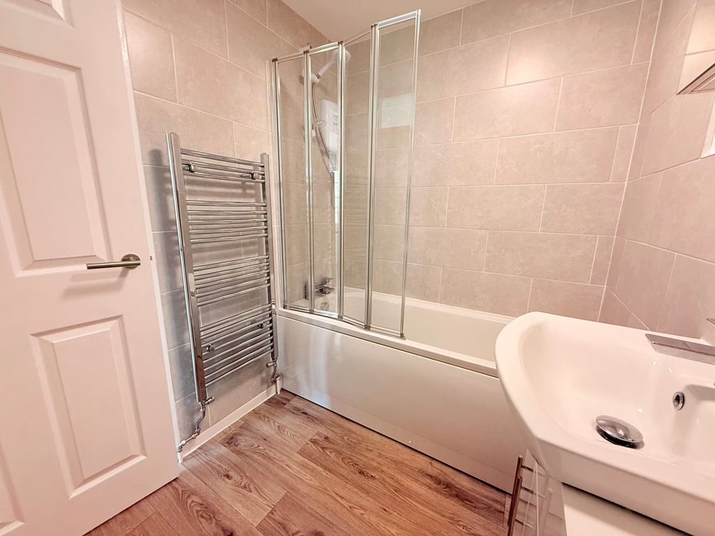 Property photo 3 of 14 Image