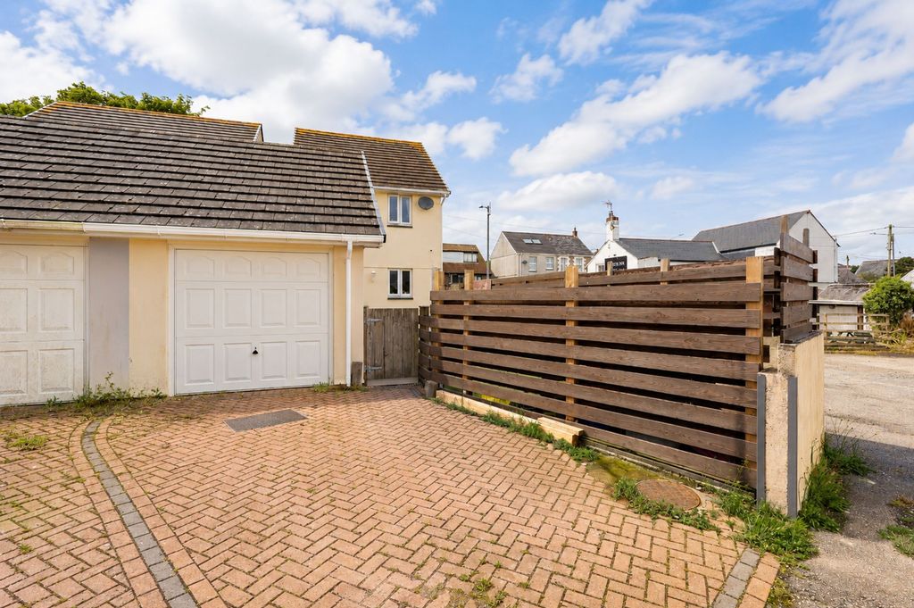 Property photo 2 of 15 External