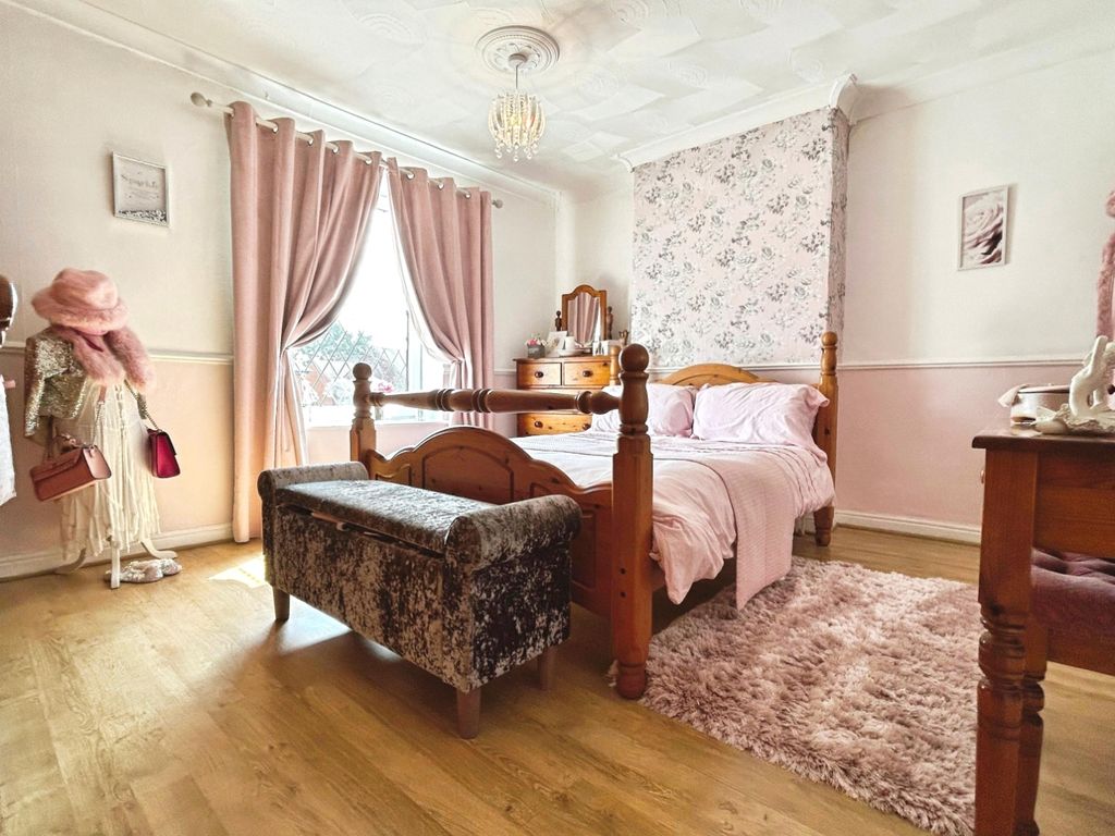 Property photo 2 of 22 Pbox-Img.Jpg
