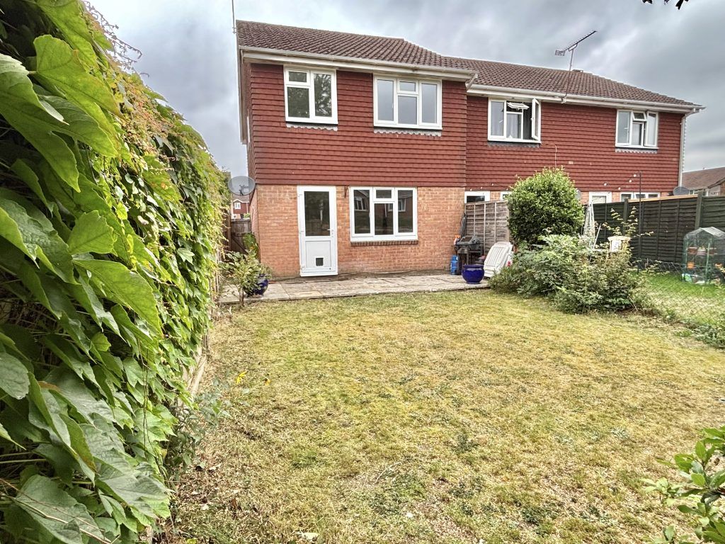 Property photo 2 of 13