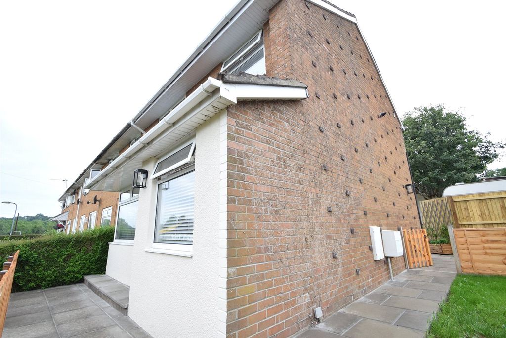 Property photo 2 of 28 Picture No. 26