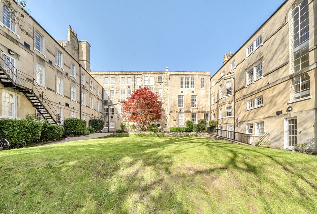 Property photo 1 of 19 1-69d71Bc762E95-1...