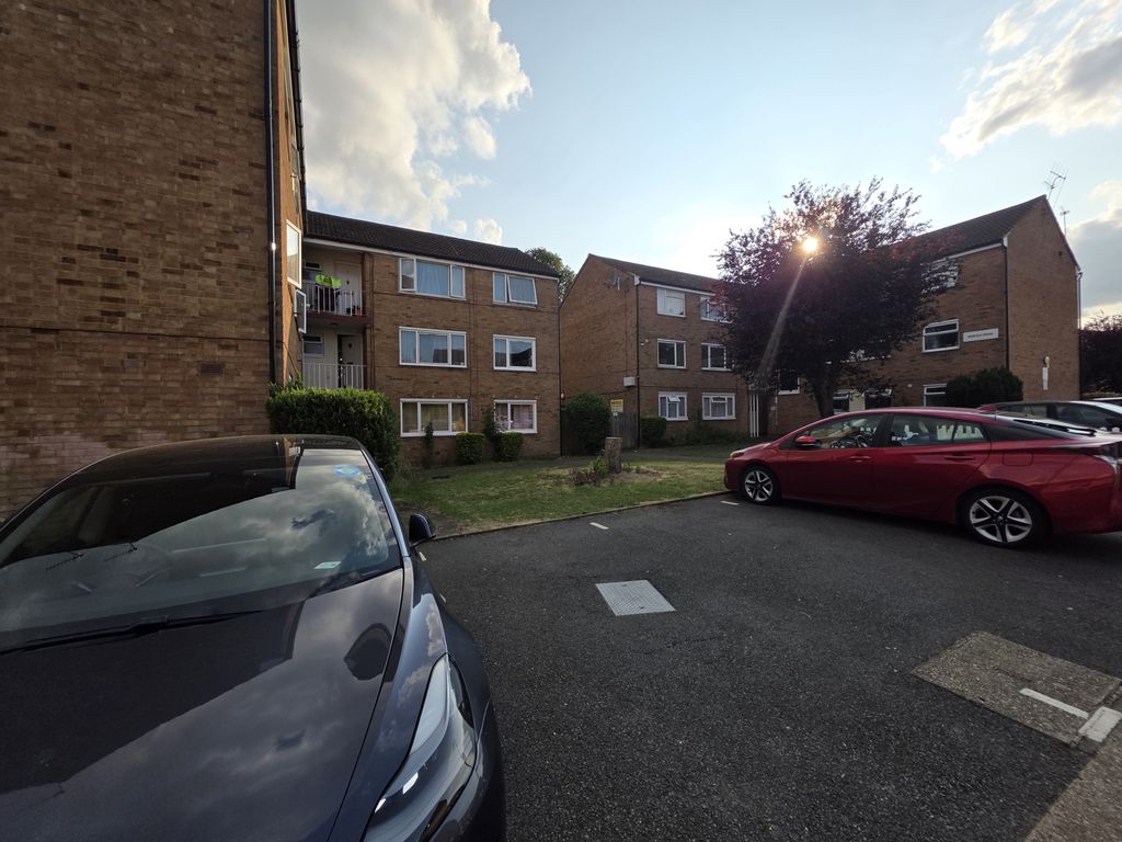 Property photo 1 of 21 A Well Presented Two Bedroom Flat