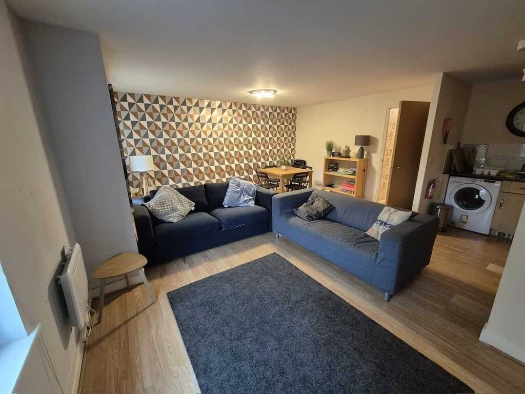 Property photo 1 of 7 Main Picture