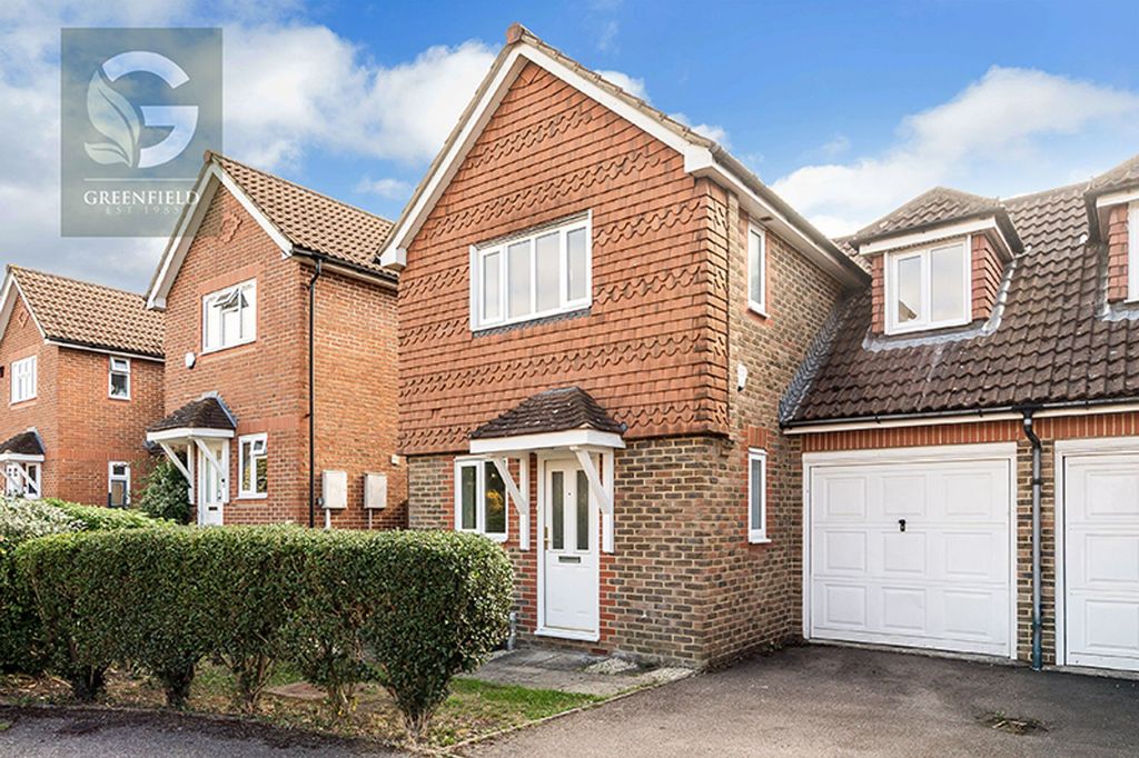 Property photo 1 of 16 Primrose Walk, Ewell Village, Epsom, Surrey, Kt17 2Ez