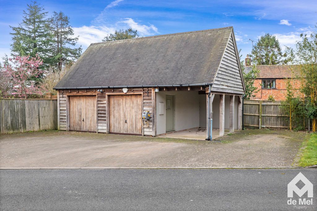 Property photo 3 of 26 Photo 25