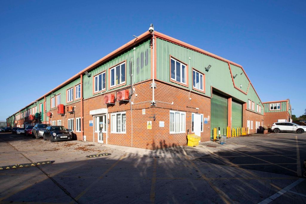 Property photo 2 of 6