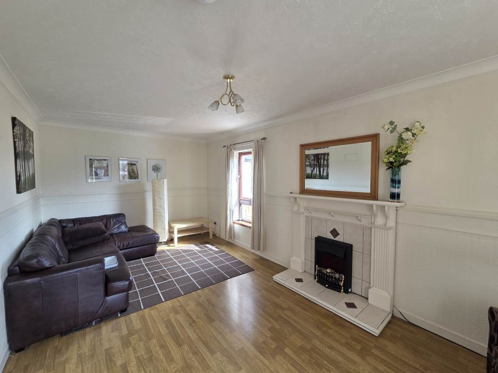 Property photo 2 of 11 20260414_143906