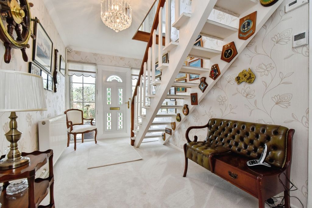 Property photo 2 of 29 Pbox-Img.Jpg