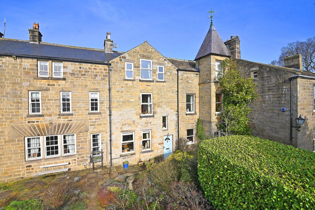 Property photo 1 of 26