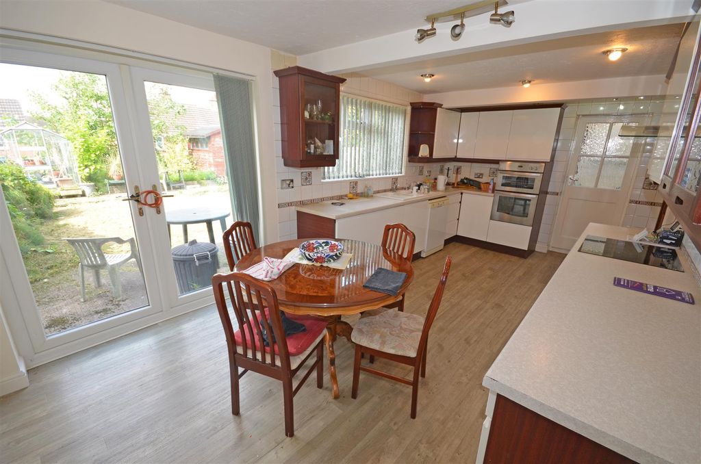 Property photo 3 of 16 01B.Jpg