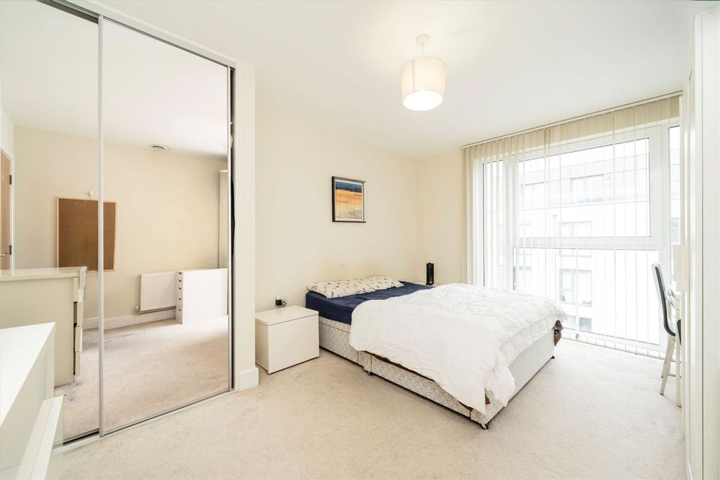 Property photo 3 of 5