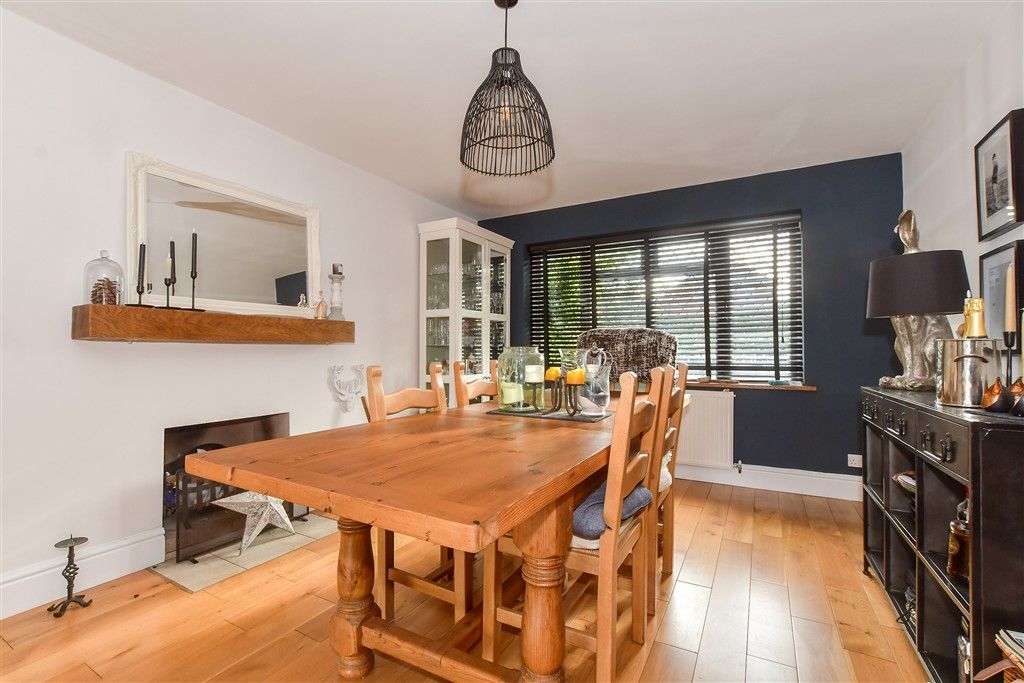 Property photo 2 of 13 Dining Room