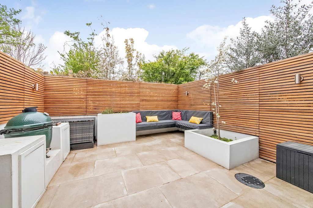 Property photo 3 of 9 Img_1854-2-1500x1000.Jpg