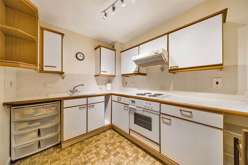 Property photo 2 of 12 Picture No. 08