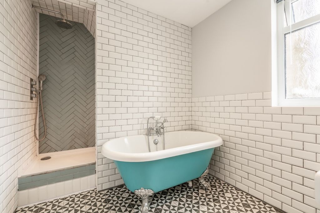 Property photo 2 of 11 4406933