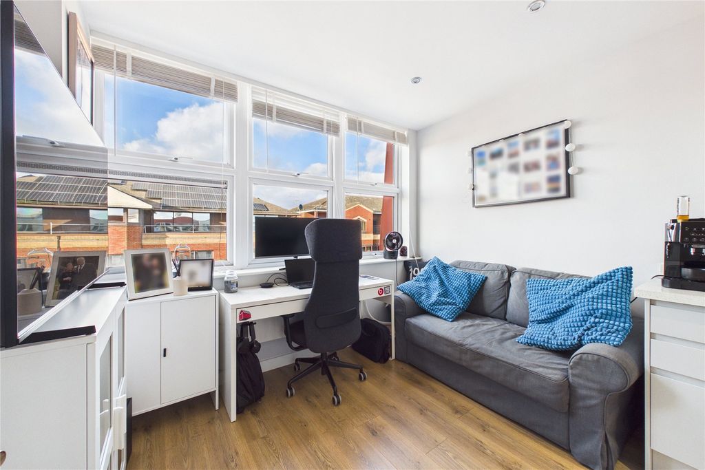 Property photo 3 of 5 Picture No. 03