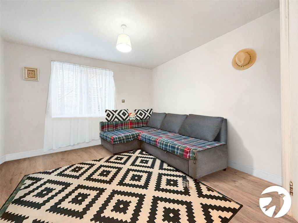 Property photo 2 of 7 Reception Room