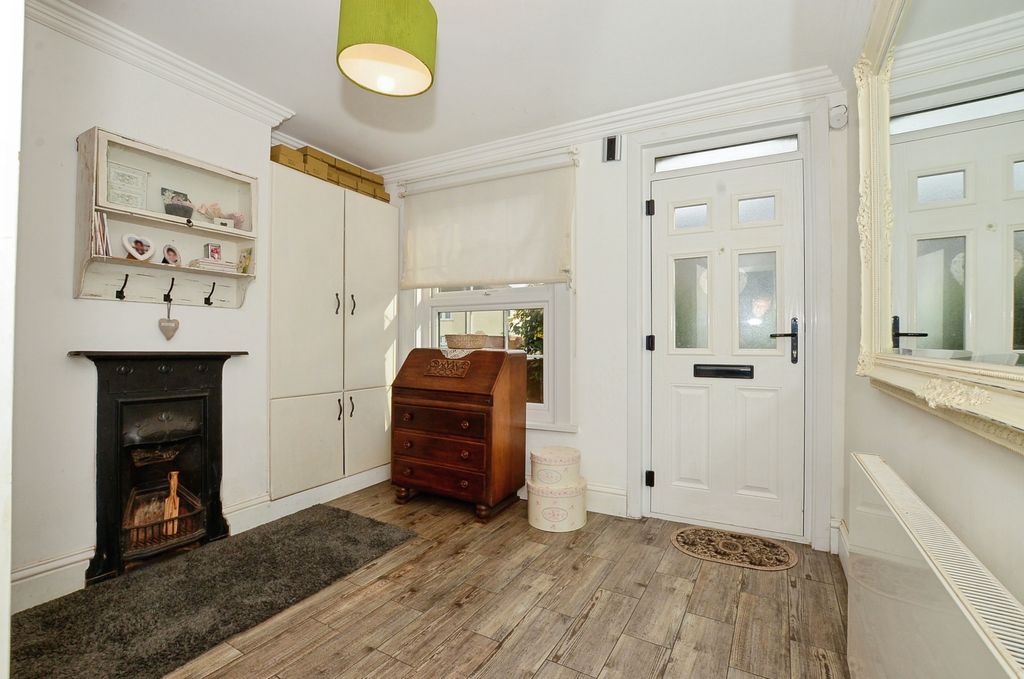 Property photo 3 of 16 Dsc_8984