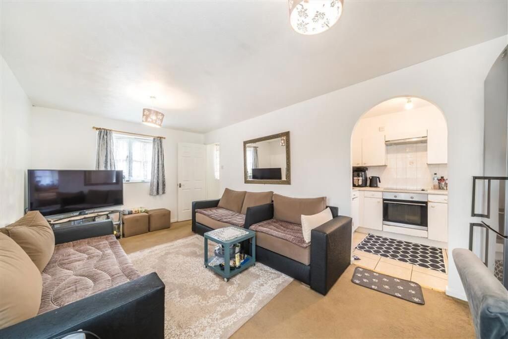 Property photo 1 of 6 B5c8F10Da3c447Ef396900F15E60Cae3.Jpeg