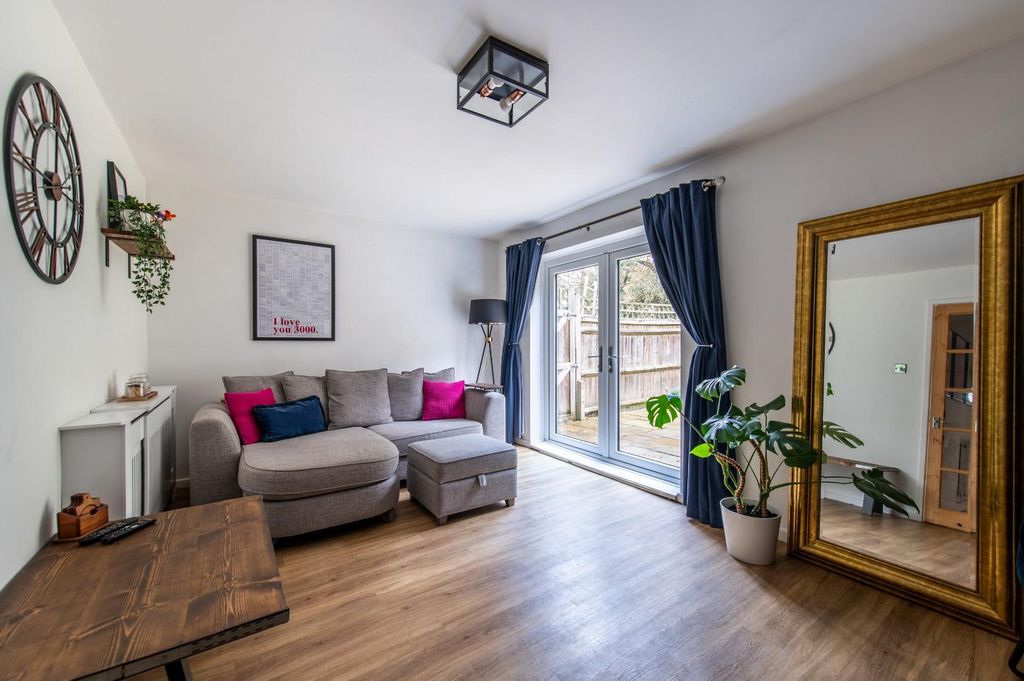 Property photo 3 of 14 Living Room