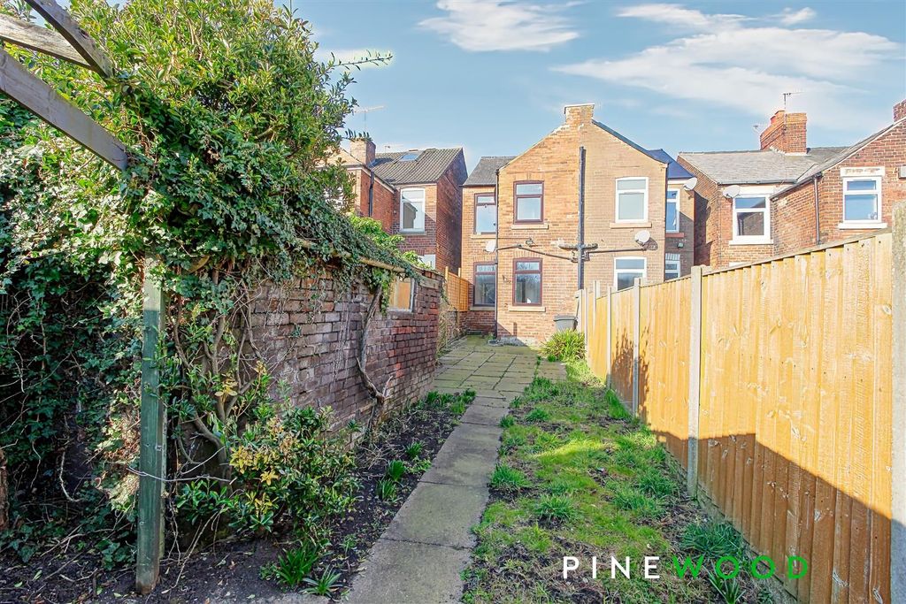 Property photo 1 of 10 Rear