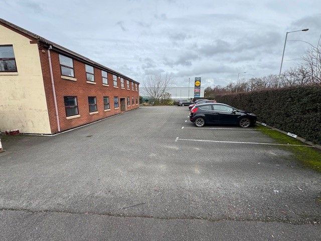 Property photo 3 of 9